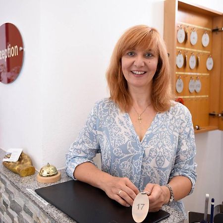 Hotel Hecht Garni Ίνγκολστατ Εξωτερικό φωτογραφία