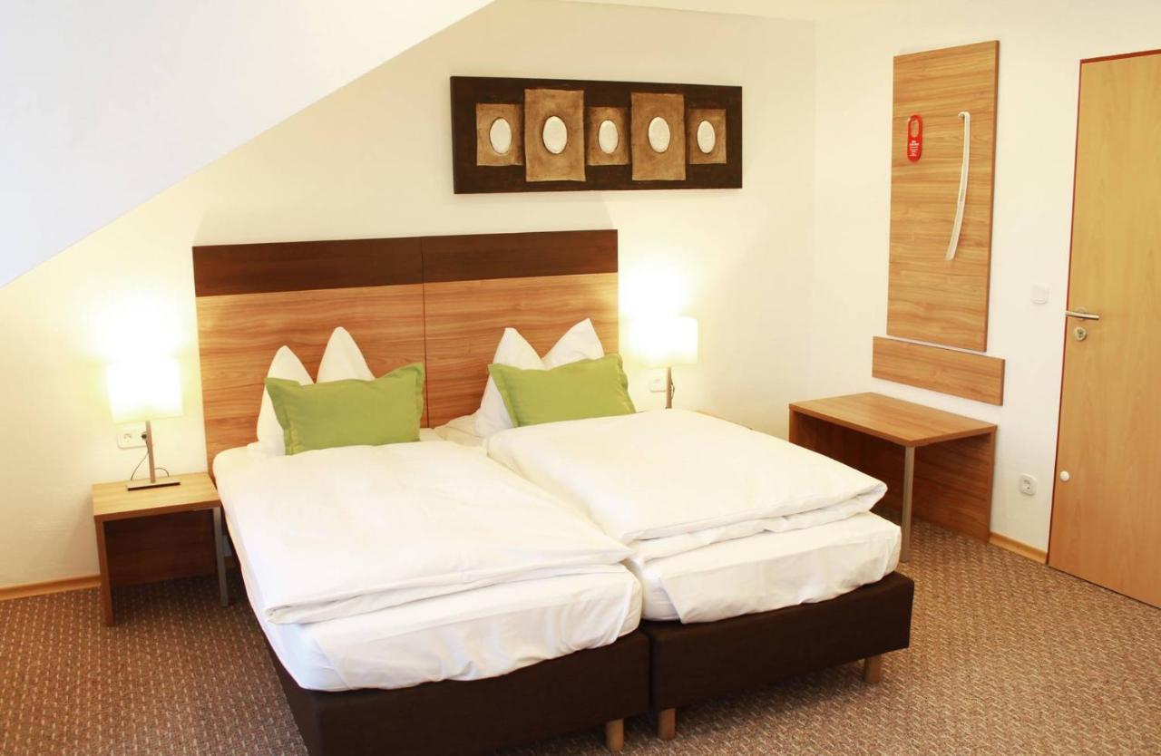 Hotel Hecht Garni Ίνγκολστατ Εξωτερικό φωτογραφία