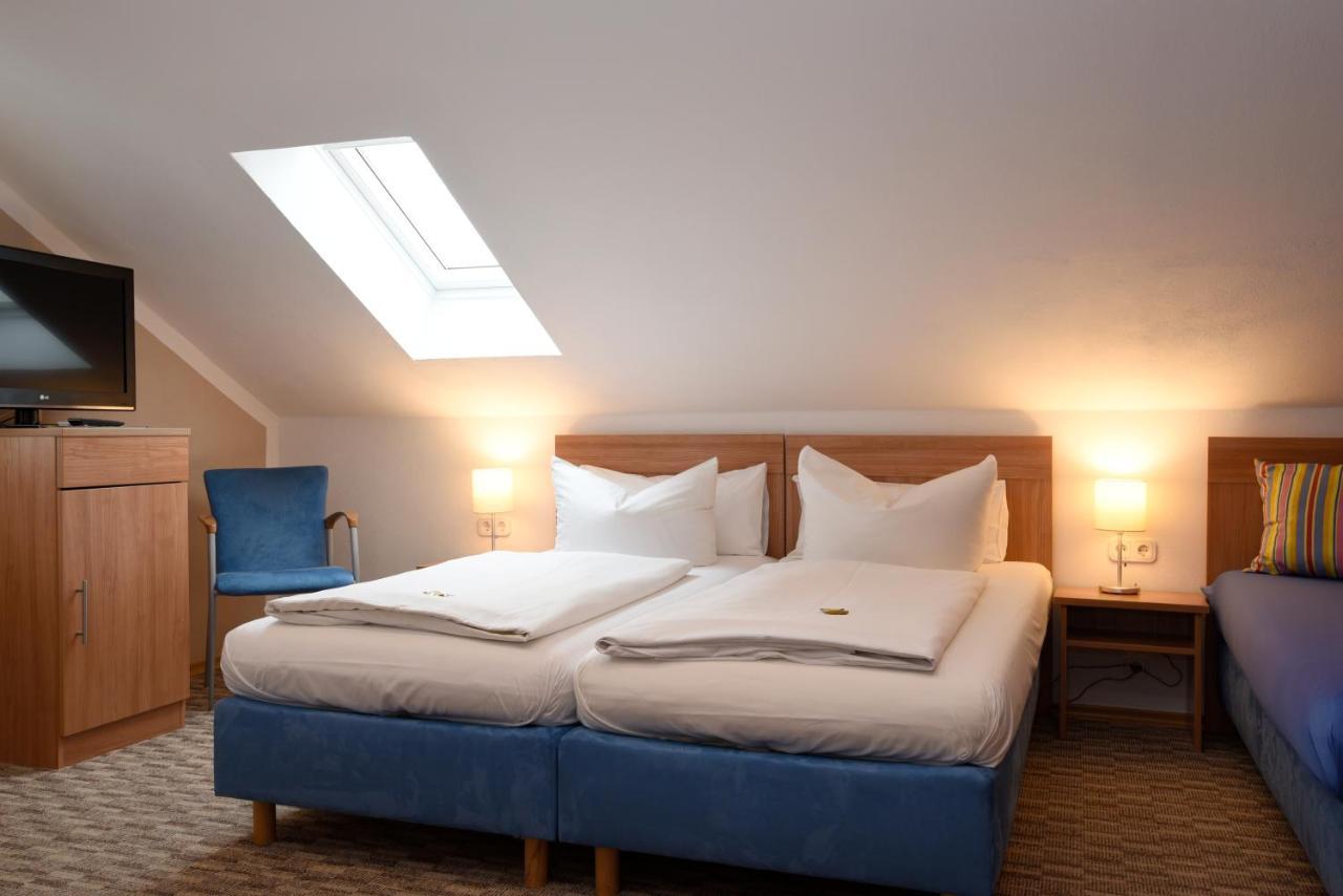 Hotel Hecht Garni Ίνγκολστατ Εξωτερικό φωτογραφία