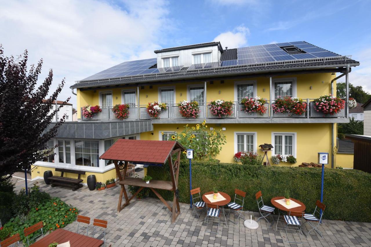 Hotel Hecht Garni Ίνγκολστατ Εξωτερικό φωτογραφία